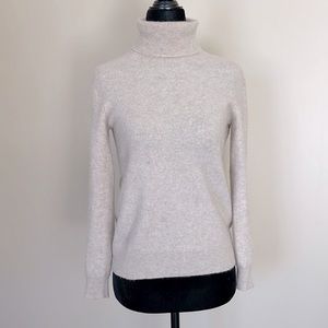 LORD & TAYLOR 100% Cashmere Turtleneck Sweater Size Small